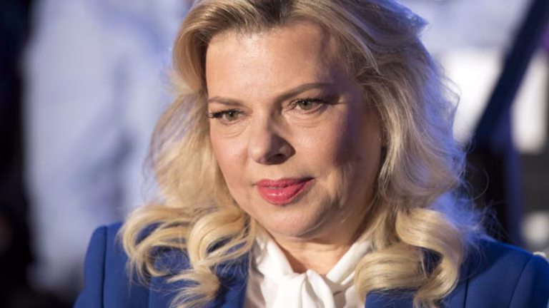 Sara Netanyahu enfrenta demanda tras polémicas declaraciones sobre el 7 de octubre