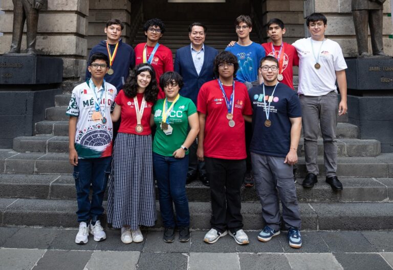 México logra segundo lugar en Olimpiada de Matemáticas