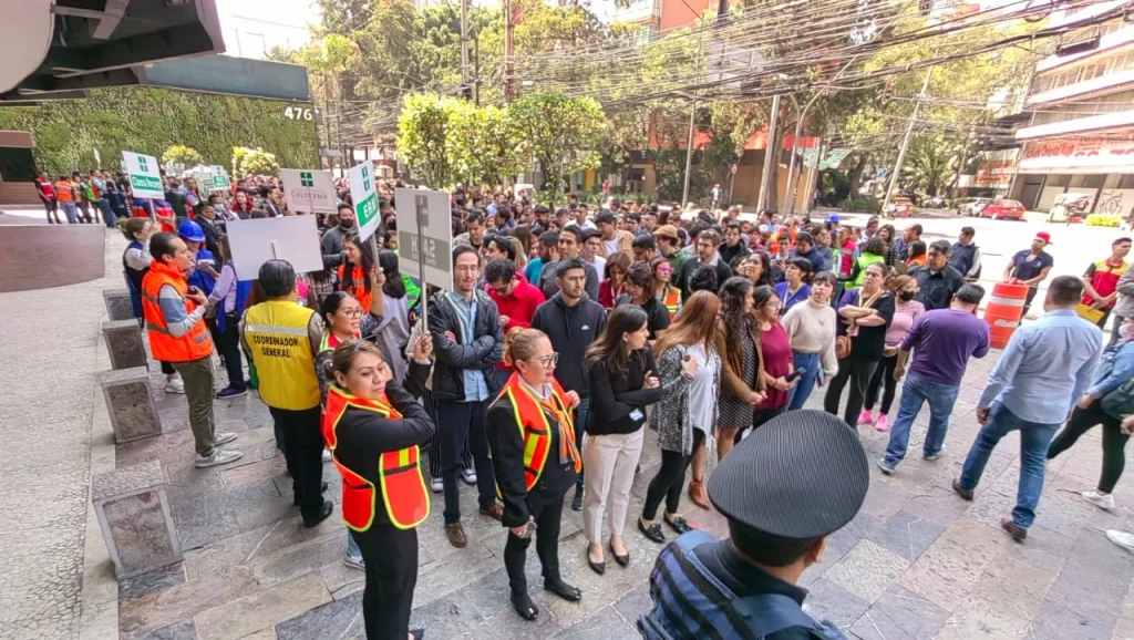 Simulacro Nacional 2026: hora, escenarios y qué hacer 2 Simulacro Nacional 2026: hora, escenarios y qué hacer