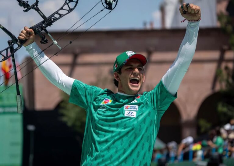 Rodrigo González gana bronce en Copa Mundial de Tiro con Arco