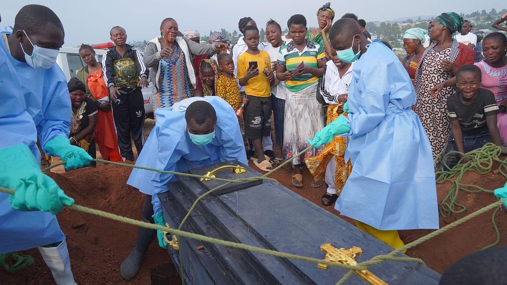Ébola supera 8 mil casos confirmados en el Congo 1 Ébola supera 8 mil casos confirmados en el Congo