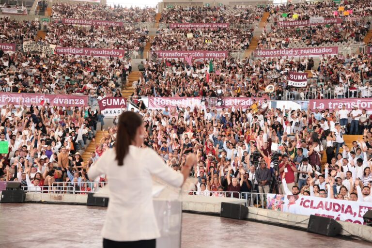 Sheinbaum destaca derechos de pueblos indígenas en Oaxaca