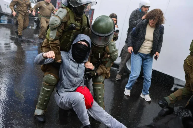 Chile recuerda el golpe de Estado sin acto oficial de Kast