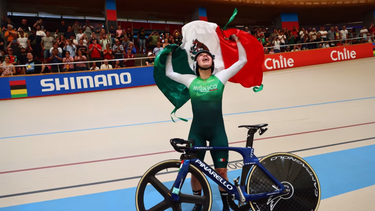 Yareli Acevedo termina cuarta en el Mundial de Ciclismo 2026