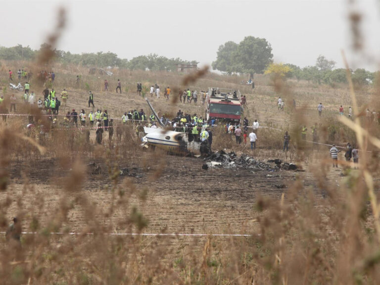 Avión militar de Nigeria se estrella y deja 32 muertos