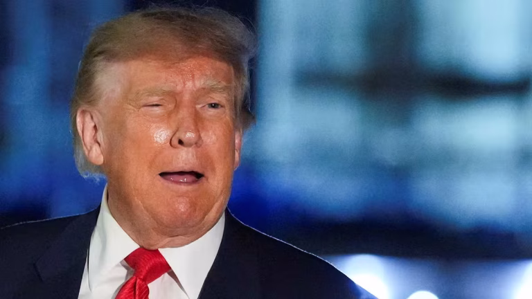 Trump arremete contra Navi Pillay por el Nobel de la Paz