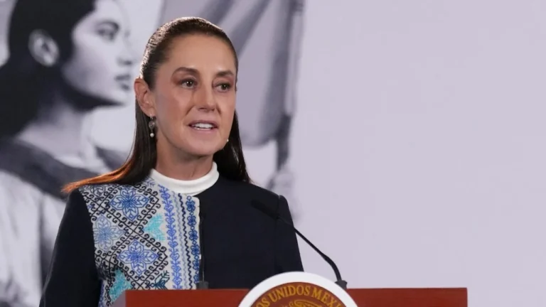 Sheinbaum pide al IMSS presentar nueva propuesta salarial a trabajadores