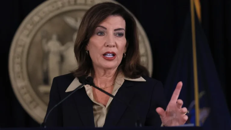 Hochul designa fiscal especial por caso de violación en Cornell