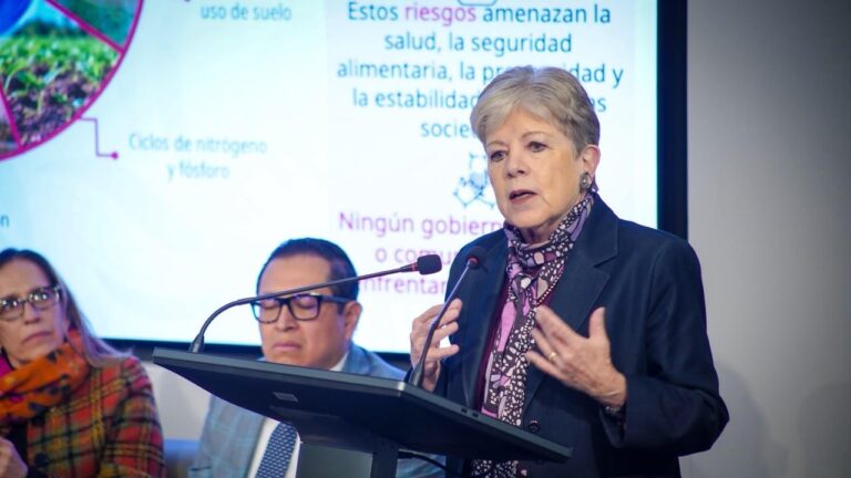 Cambio climático y El Niño amenazan las costas mexicanas