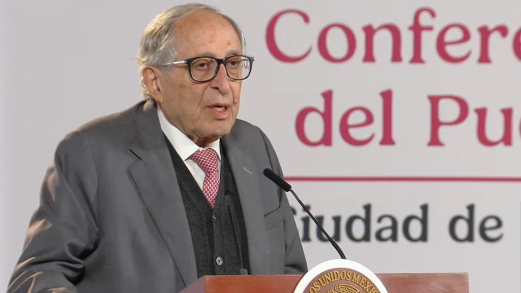 Sheinbaum reconoce a médicos por su labor y humanismo 2 Sheinbaum reconoce a médicos por su labor y humanismo