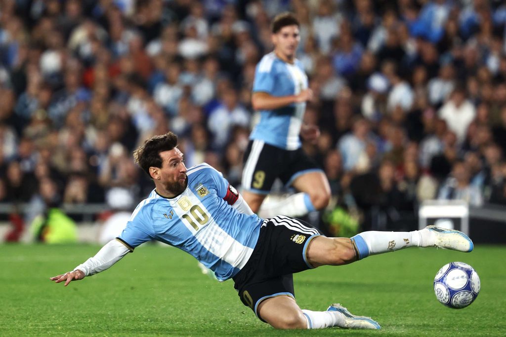 Messi se despide de Argentina con gol y lágrimas 1 Messi se despide de Argentina con gol y lágrimas