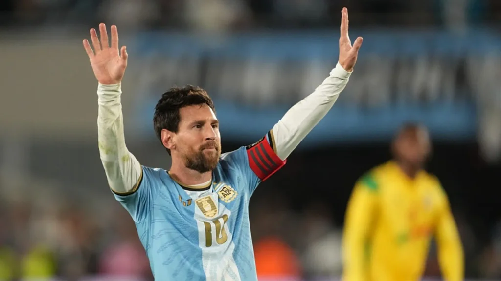 Messi se despide de Argentina con gol y lágrimas 2 Messi se despide de Argentina con gol y lágrimas