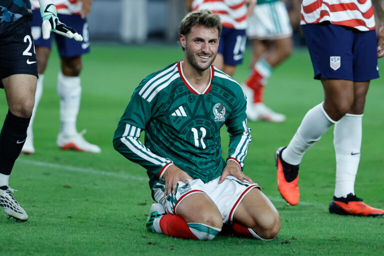México cae 3-0 ante EU y exhibe sus carencias