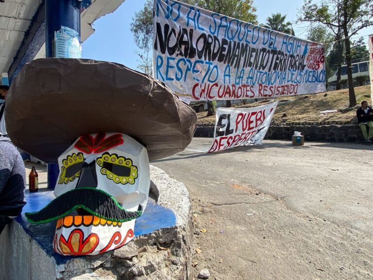 San Gregorio Atlapulco levanta plantón tras acuerdo por aguas negras