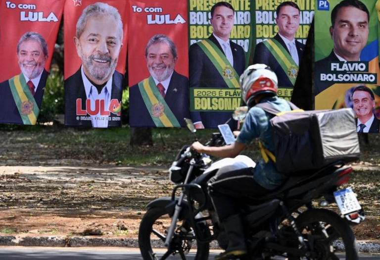 Flávio Bolsonaro y Lula disputarán balotaje en Brasil