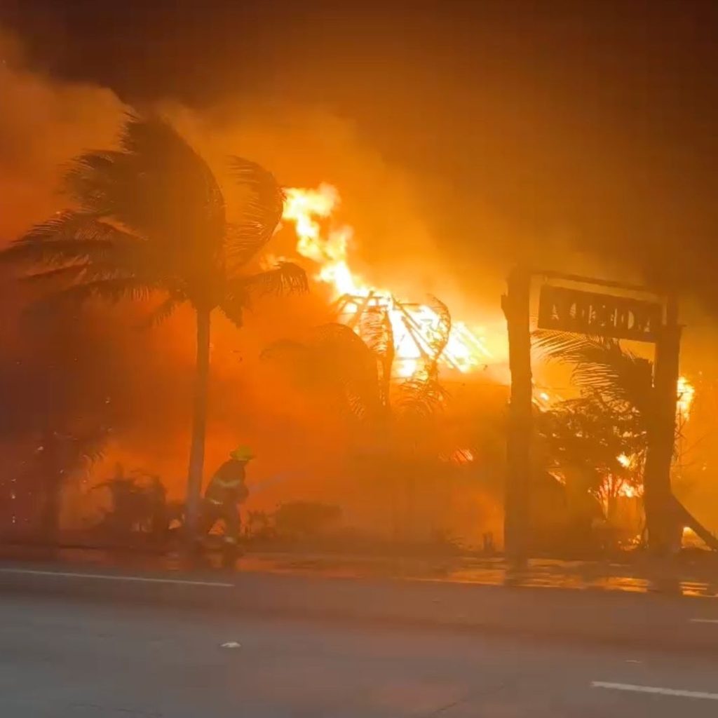 Incendio consume restaurante de mariscos en Boca del Río 1 Incendio consume restaurante de mariscos en Boca del Río