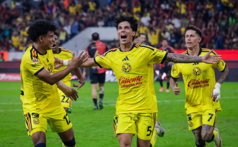 América golea 5-2 al Atlas y afianza el liderato
