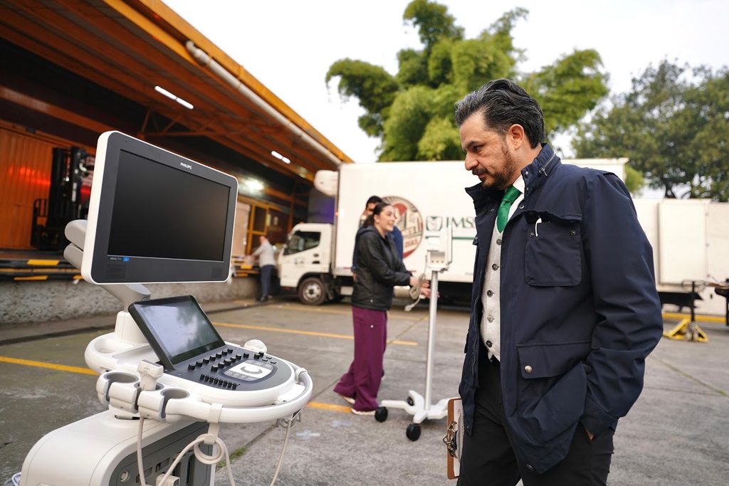 IMSS arranca distribución de equipo médico de alta tecnología para 39 hospitales en 19 estados 1 IMSS distribuye equipo médico de alta tecnología a 39 hospitales